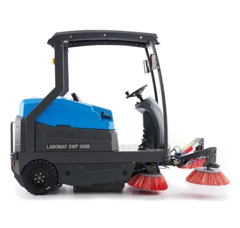 Akülü Zemin Süpürme Makinası -Labomat SWP 200 B